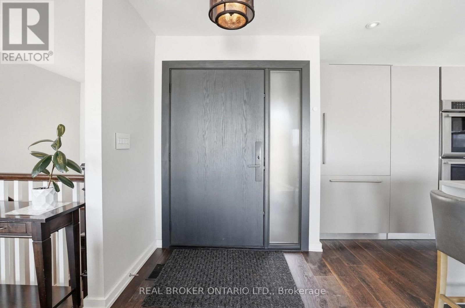 868 Danforth Place, Burlington, ON