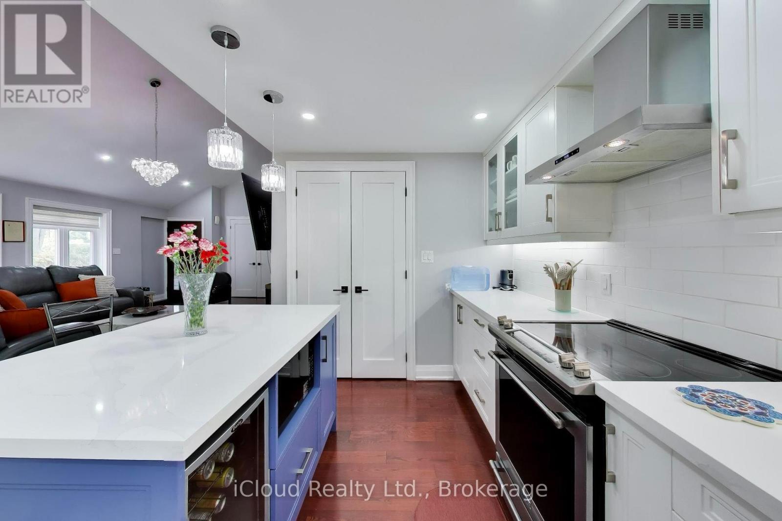 16175 Jane Street, King, ON