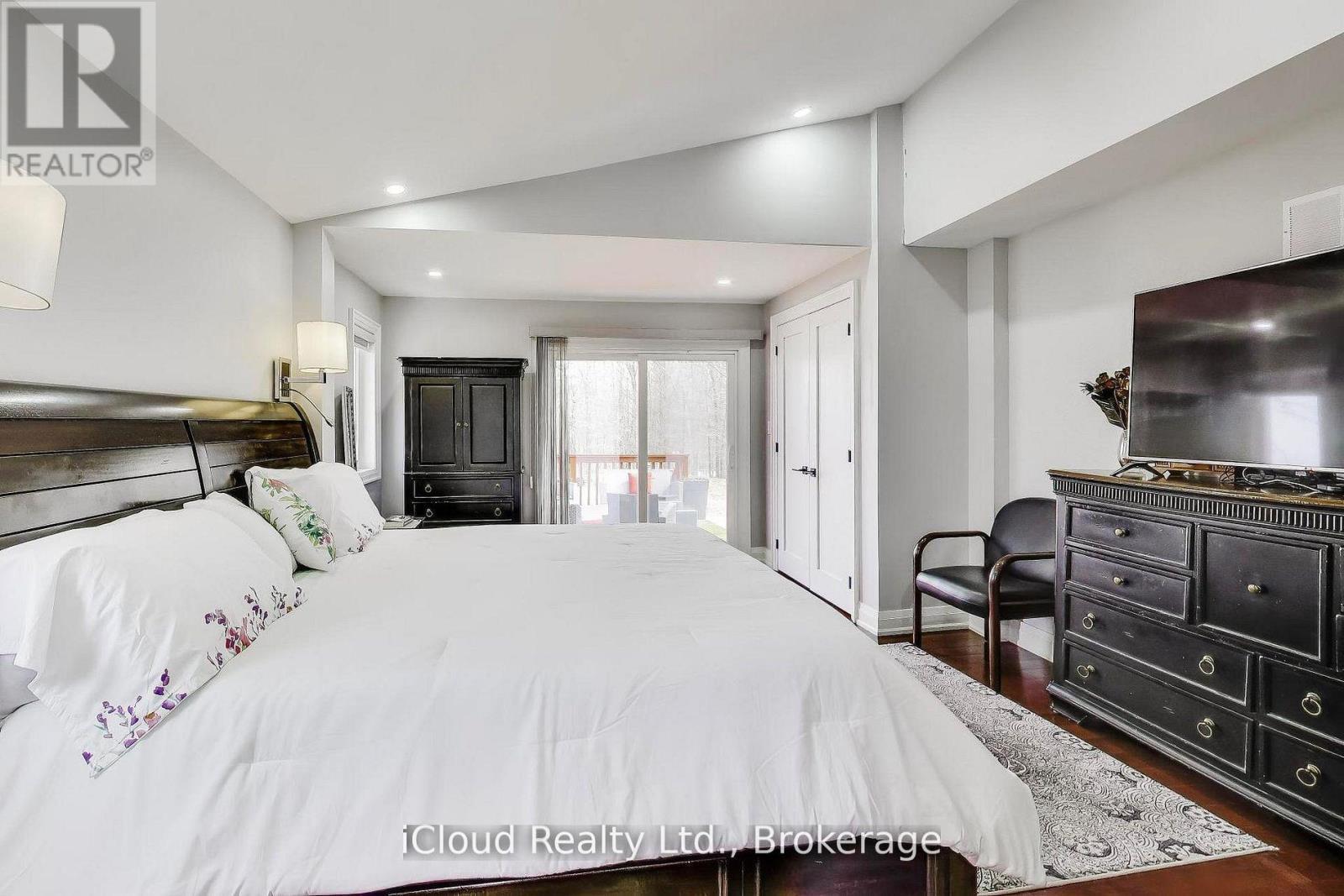 16175 Jane Street, King, ON