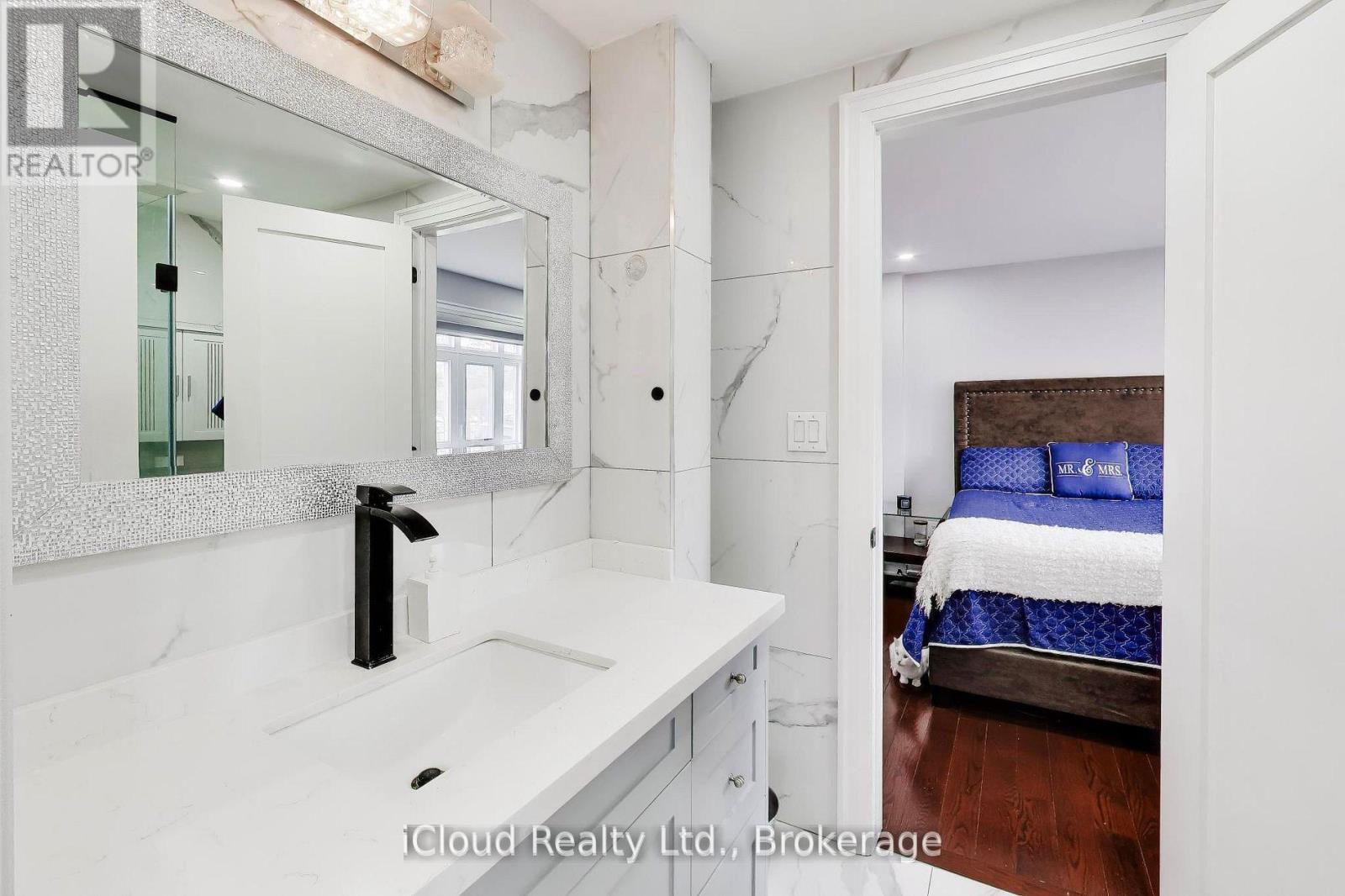 16175 Jane Street, King, ON