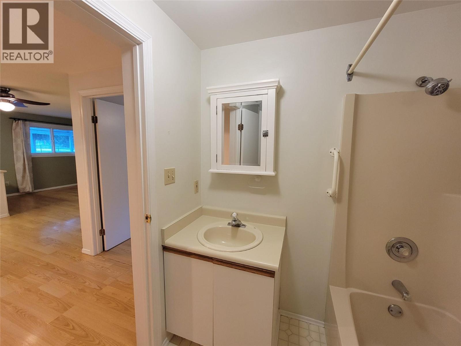 1483 Main Street, Olalla, BC