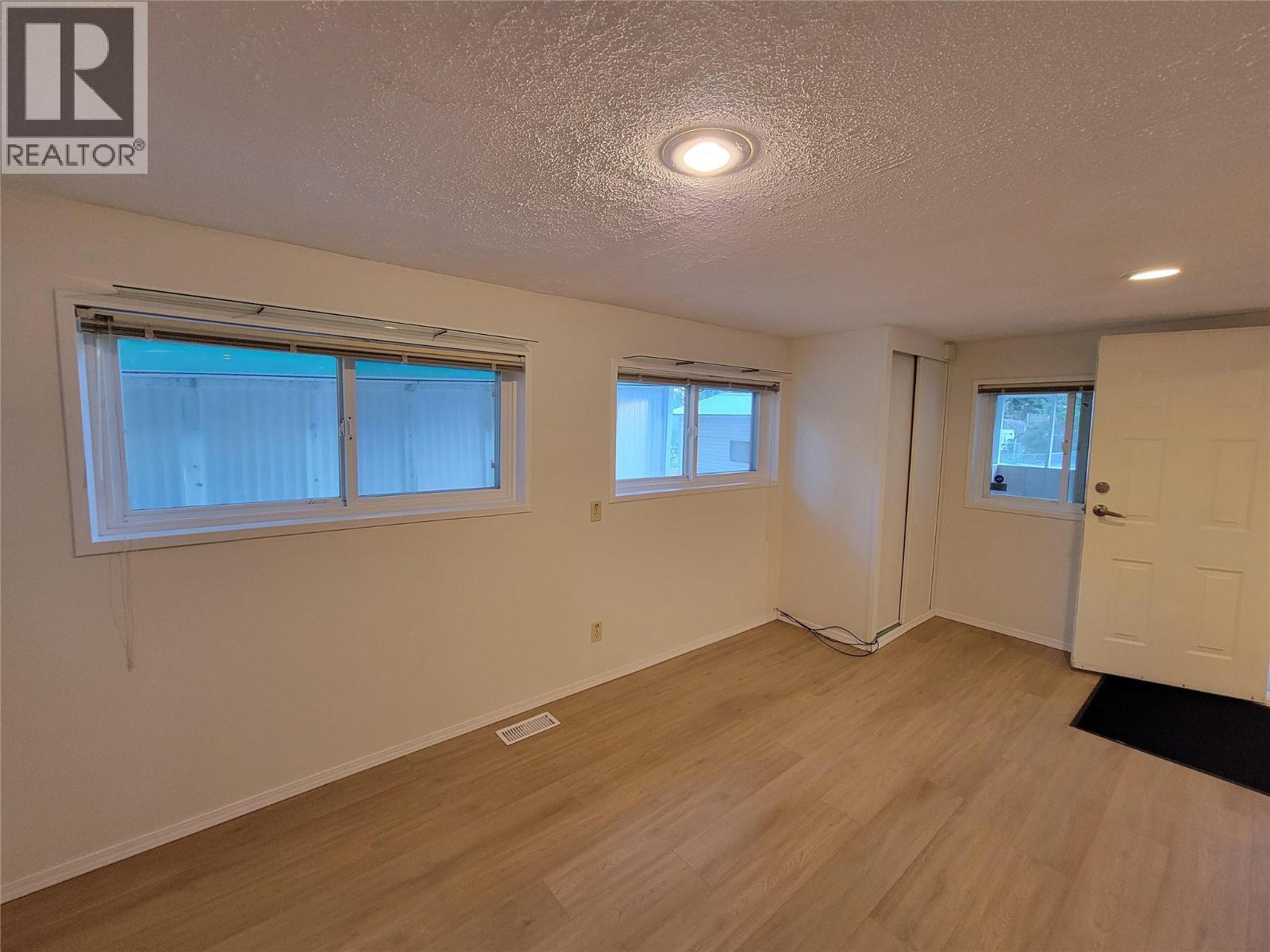 1483 Main Street, Olalla, BC