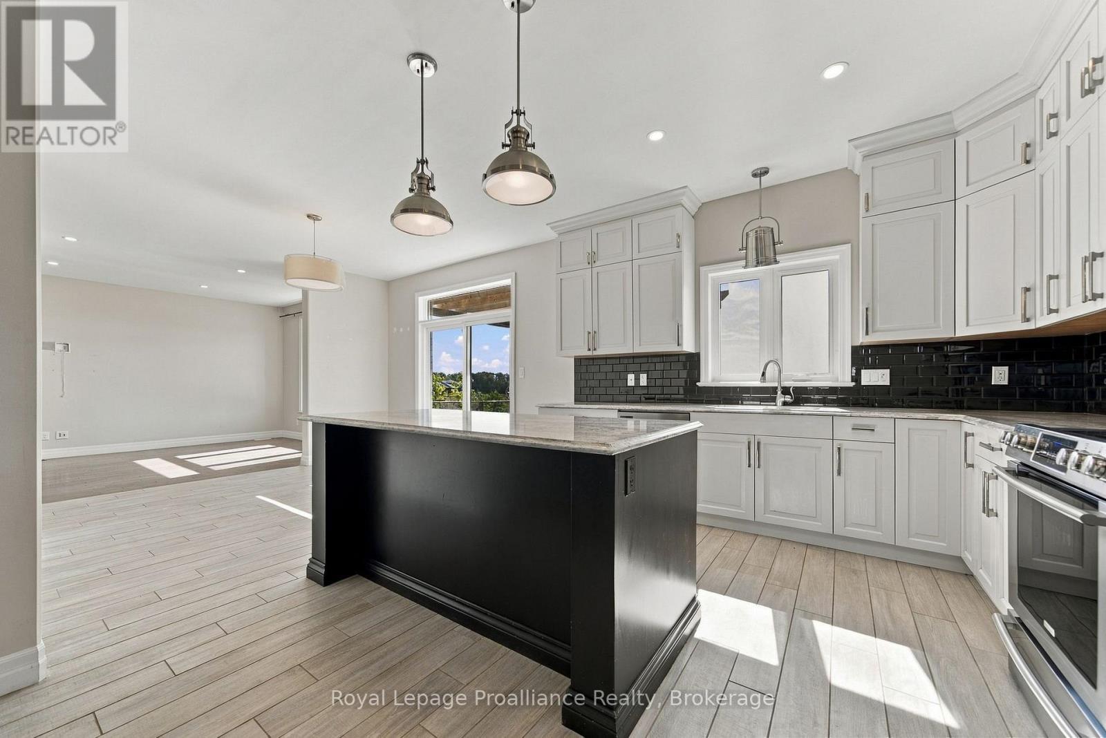 23 Crews Crescent, Quinte West (Murray Ward), ON