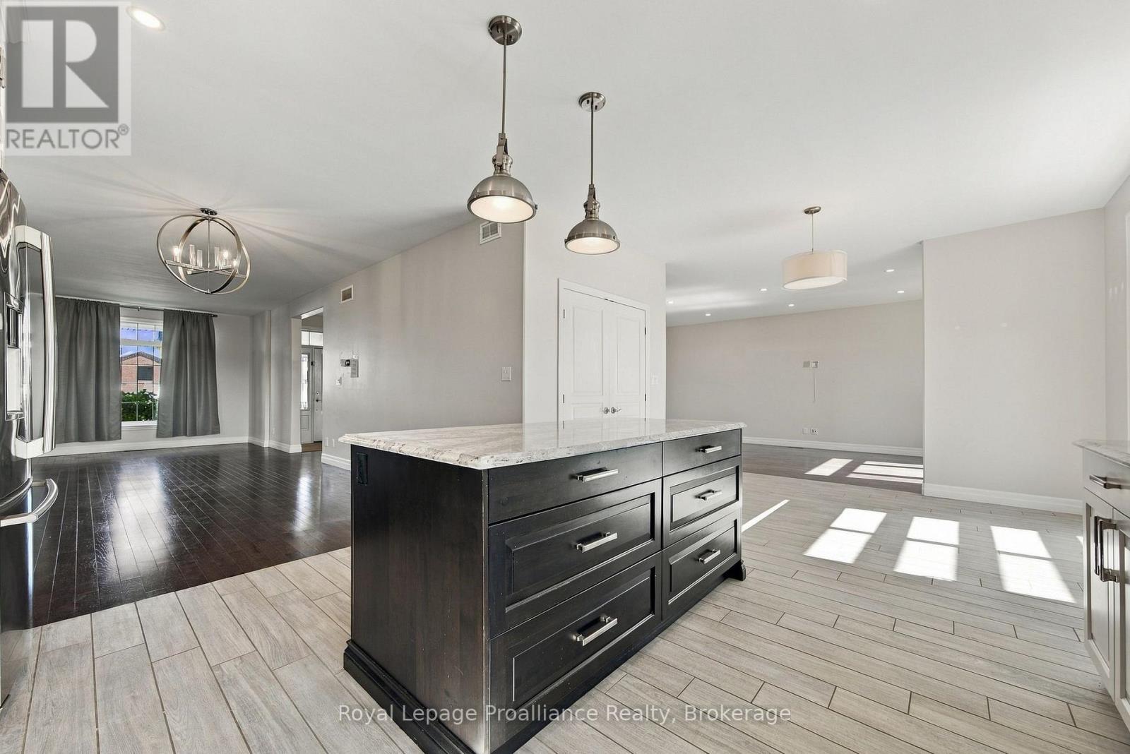23 Crews Crescent, Quinte West (Murray Ward), ON