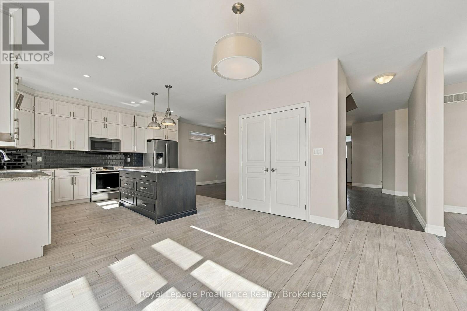 23 Crews Crescent, Quinte West (Murray Ward), ON