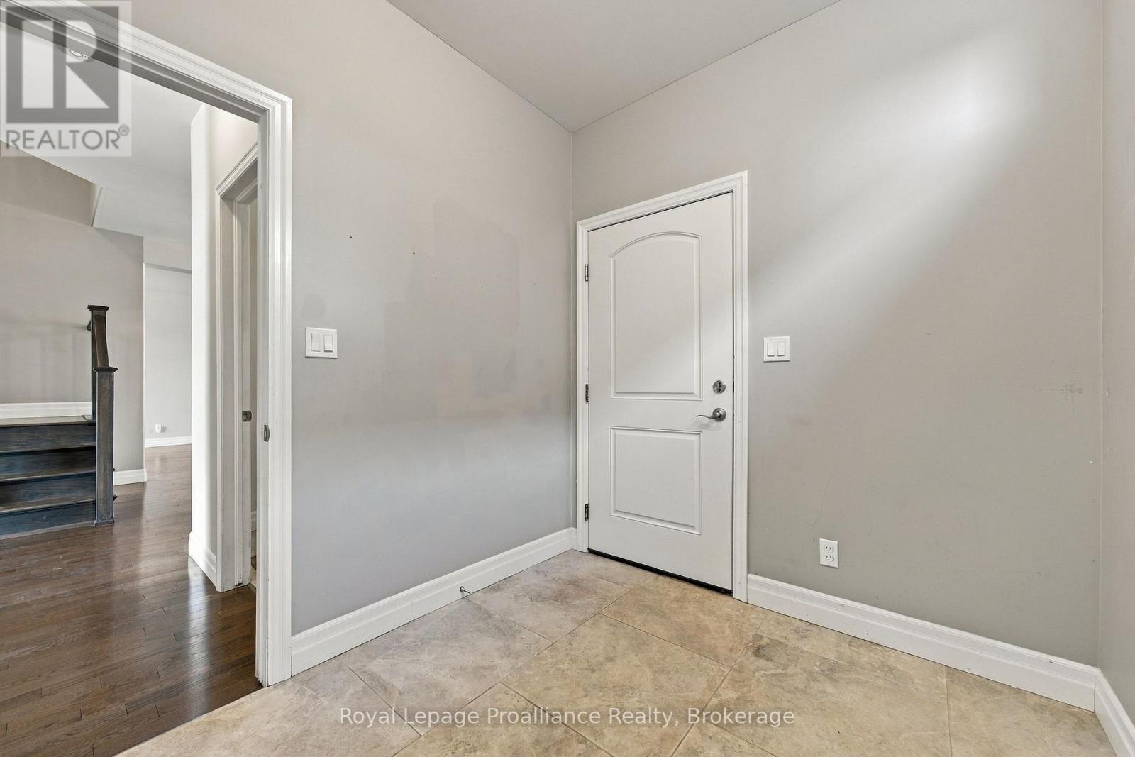 23 Crews Crescent, Quinte West (Murray Ward), ON