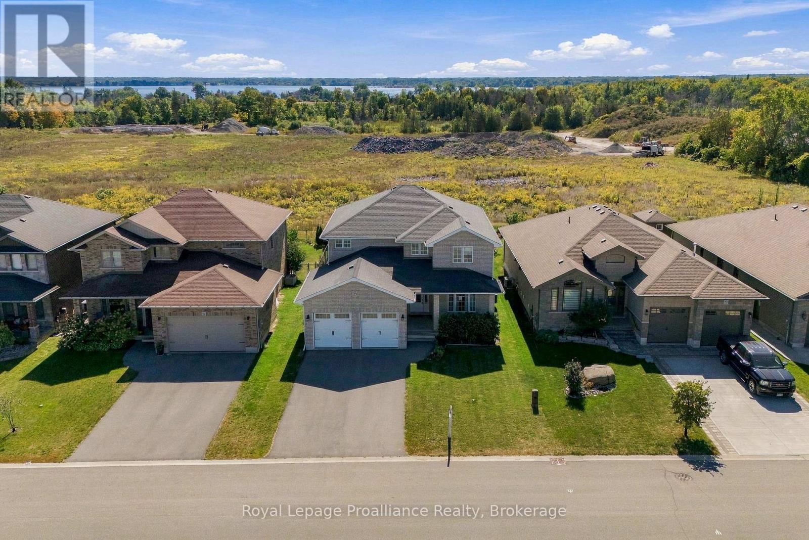 23 Crews Crescent, Quinte West (Murray Ward), ON