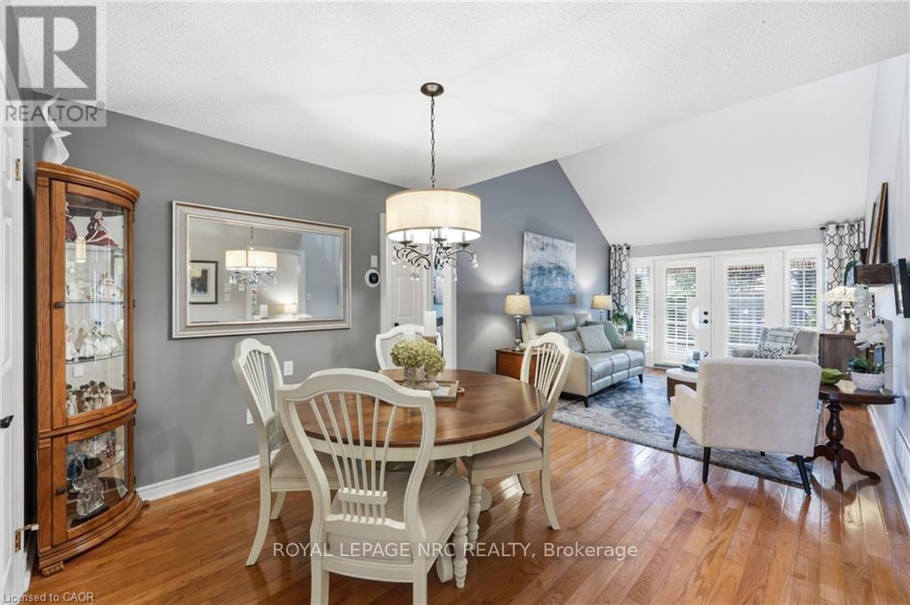 16 Red Haven Drive, Grimsby, ON