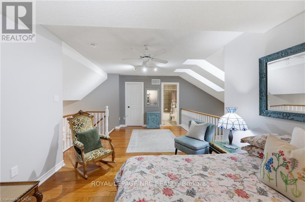 16 Red Haven Drive, Grimsby, ON