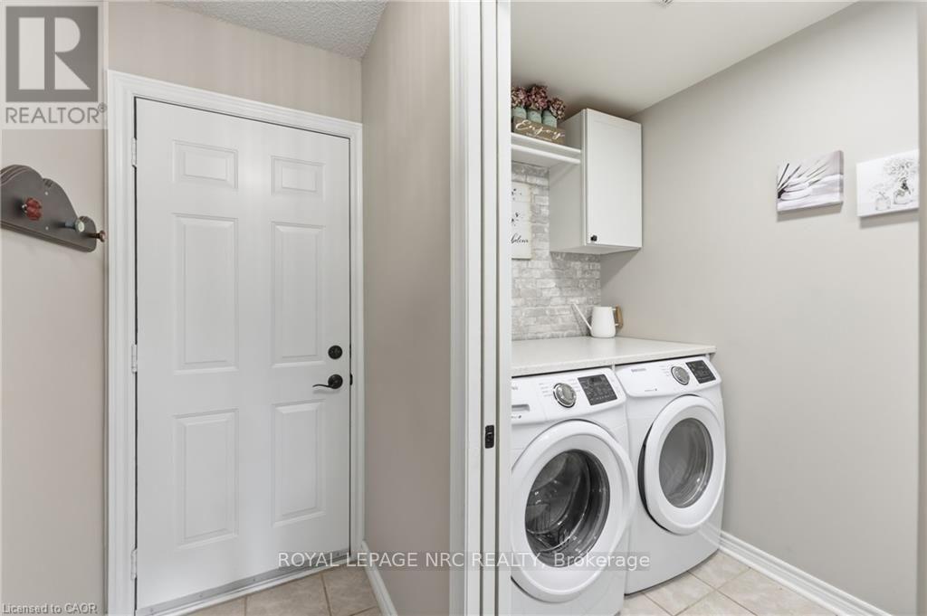 16 Red Haven Drive, Grimsby, ON