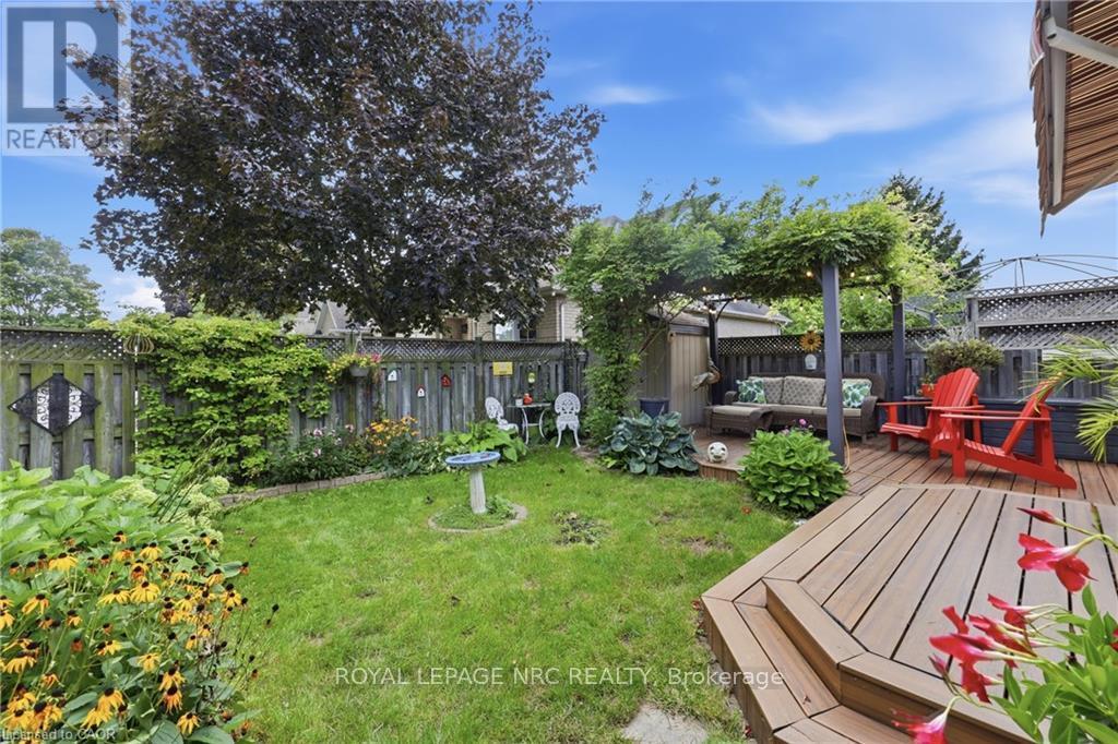 16 Red Haven Drive, Grimsby, ON