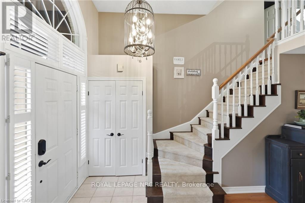 16 Red Haven Drive, Grimsby, ON