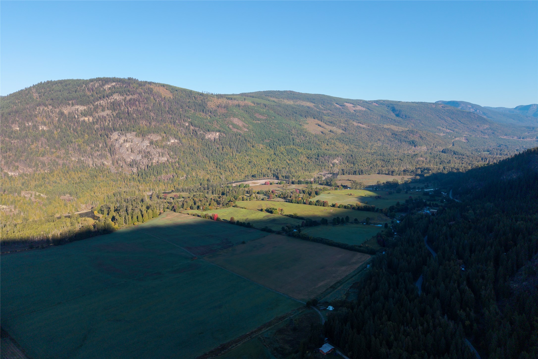 1937 Lumby Mabel Lake Road, Lumby, BC