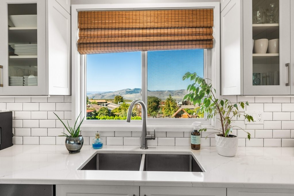 5664 L & A Road, Vernon, BC