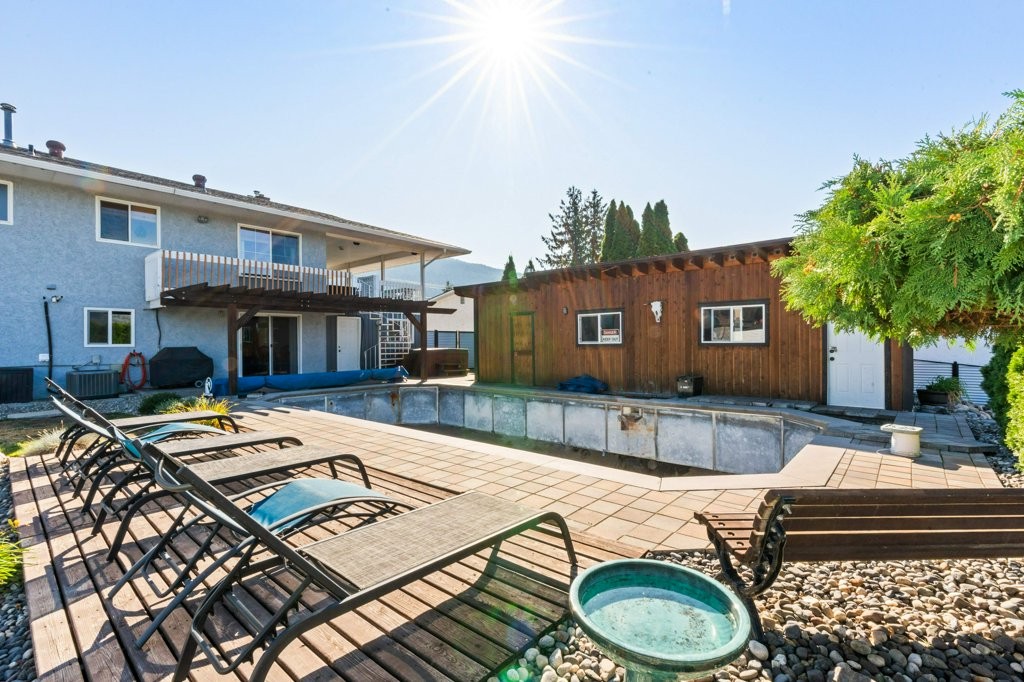 5664 L & A Road, Vernon, BC