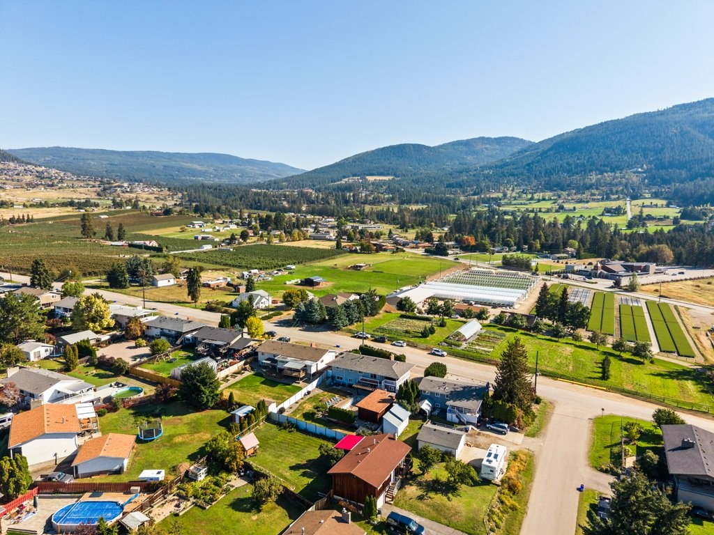 5664 L & A Road, Vernon, BC