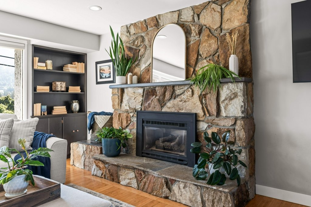 5664 L & A Road, Vernon, BC