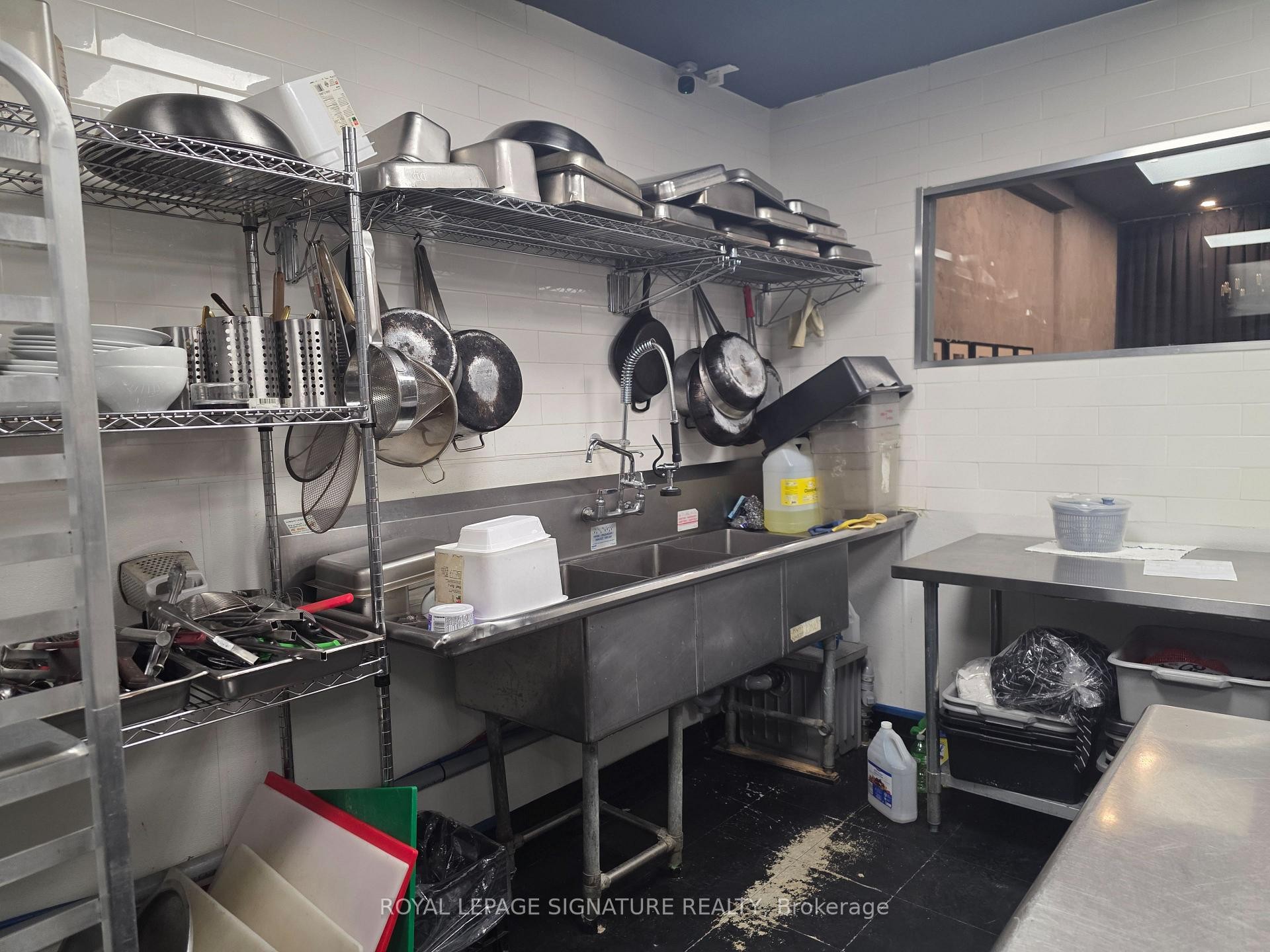 396 Queen Street E, Toronto, ON