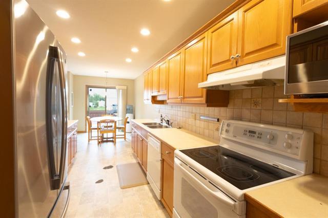 10-55 Bairdmore Blvd, Winnipeg, MB