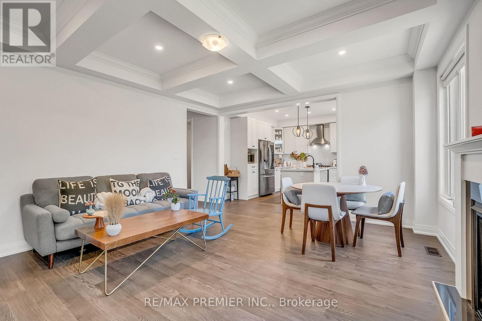 25 Low Boulevard, Uxbridge, ON