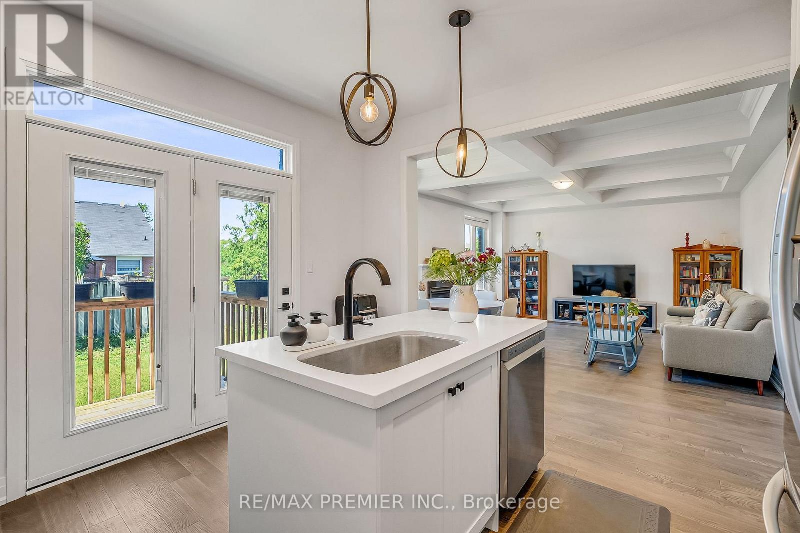 25 Low Boulevard, Uxbridge, ON