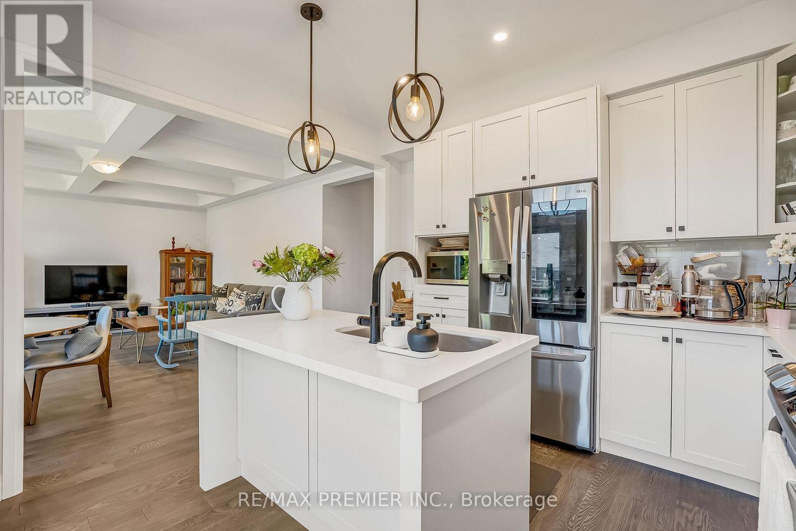 25 Low Boulevard, Uxbridge, ON