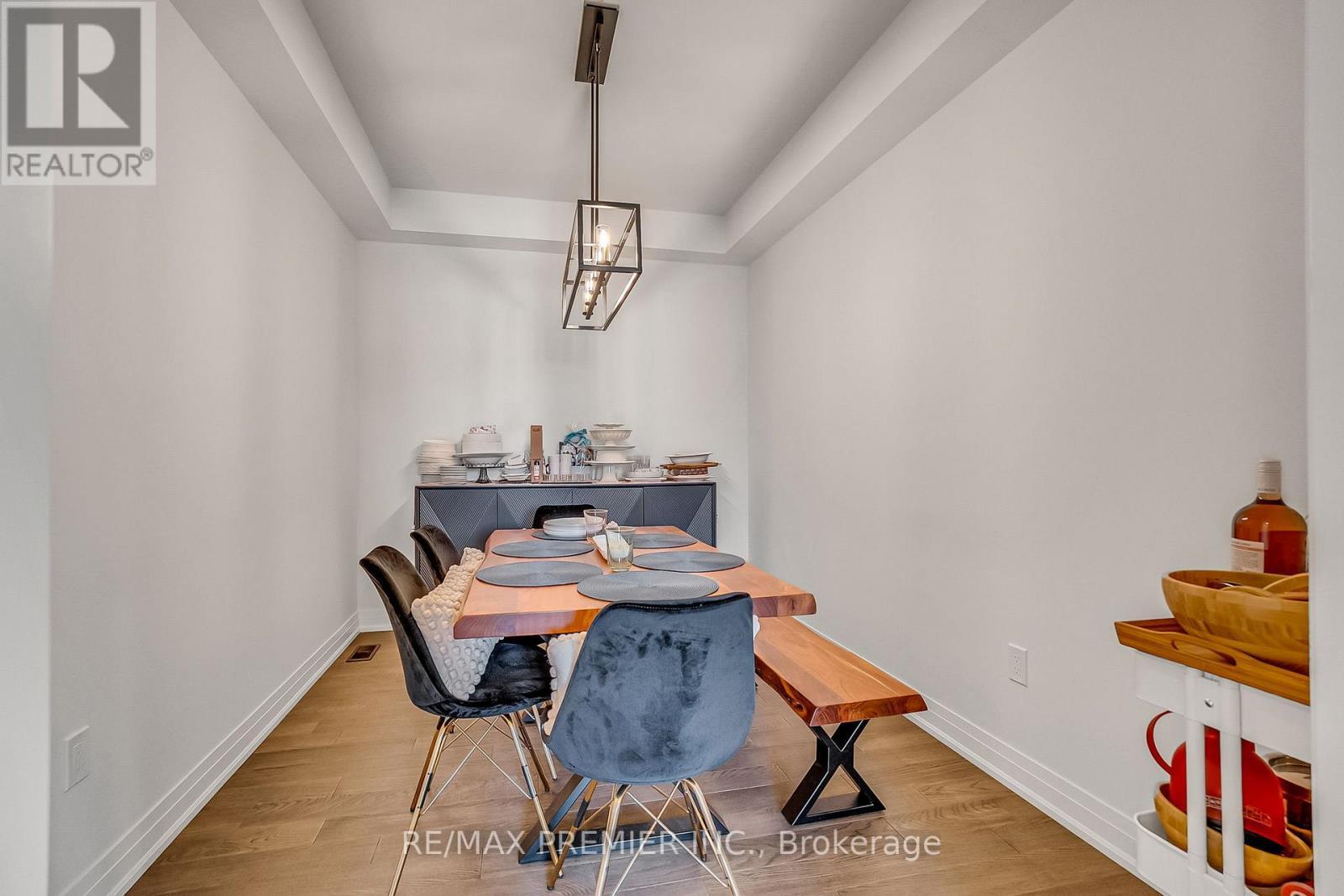 25 Low Boulevard, Uxbridge, ON