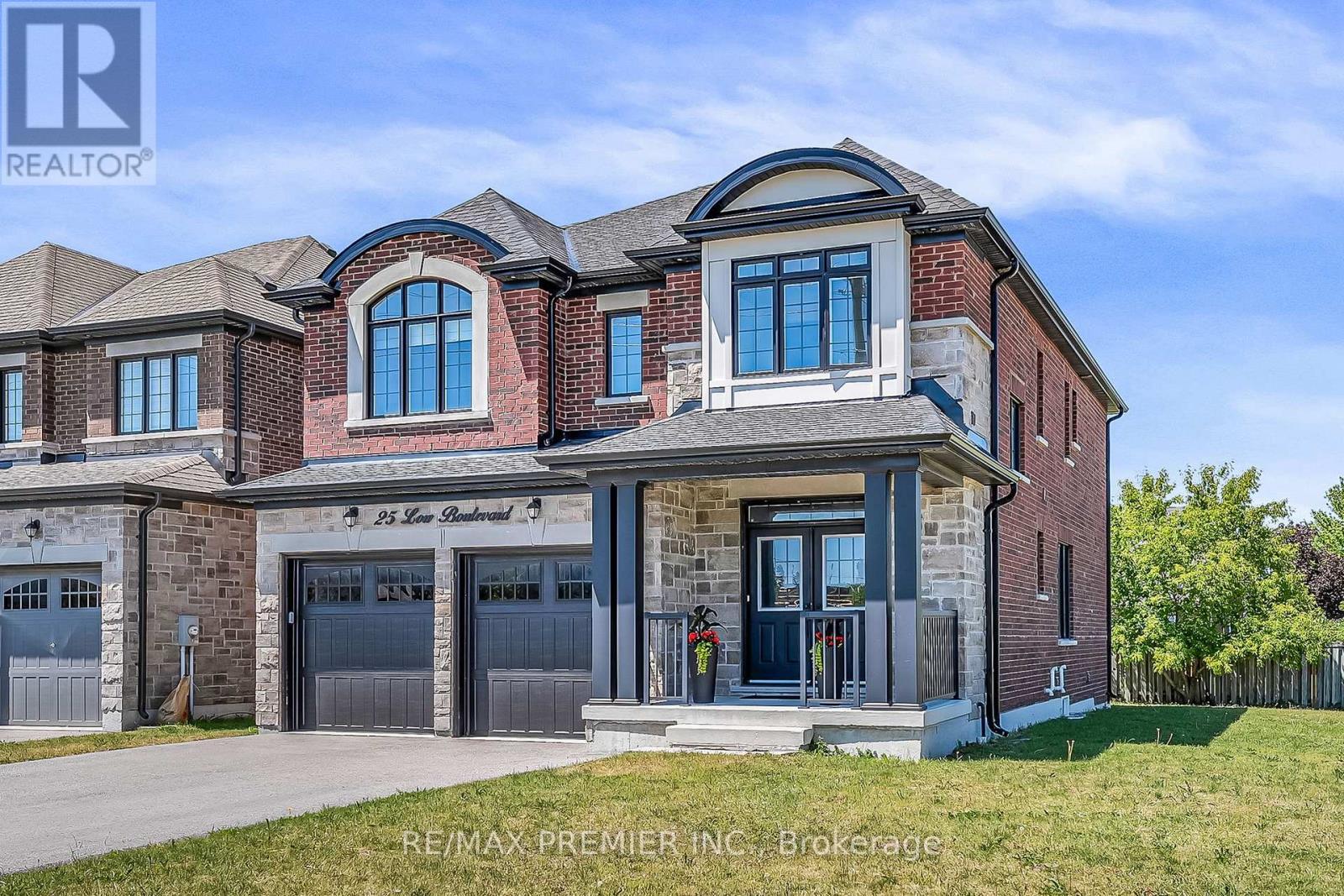 25 Low Boulevard, Uxbridge, ON