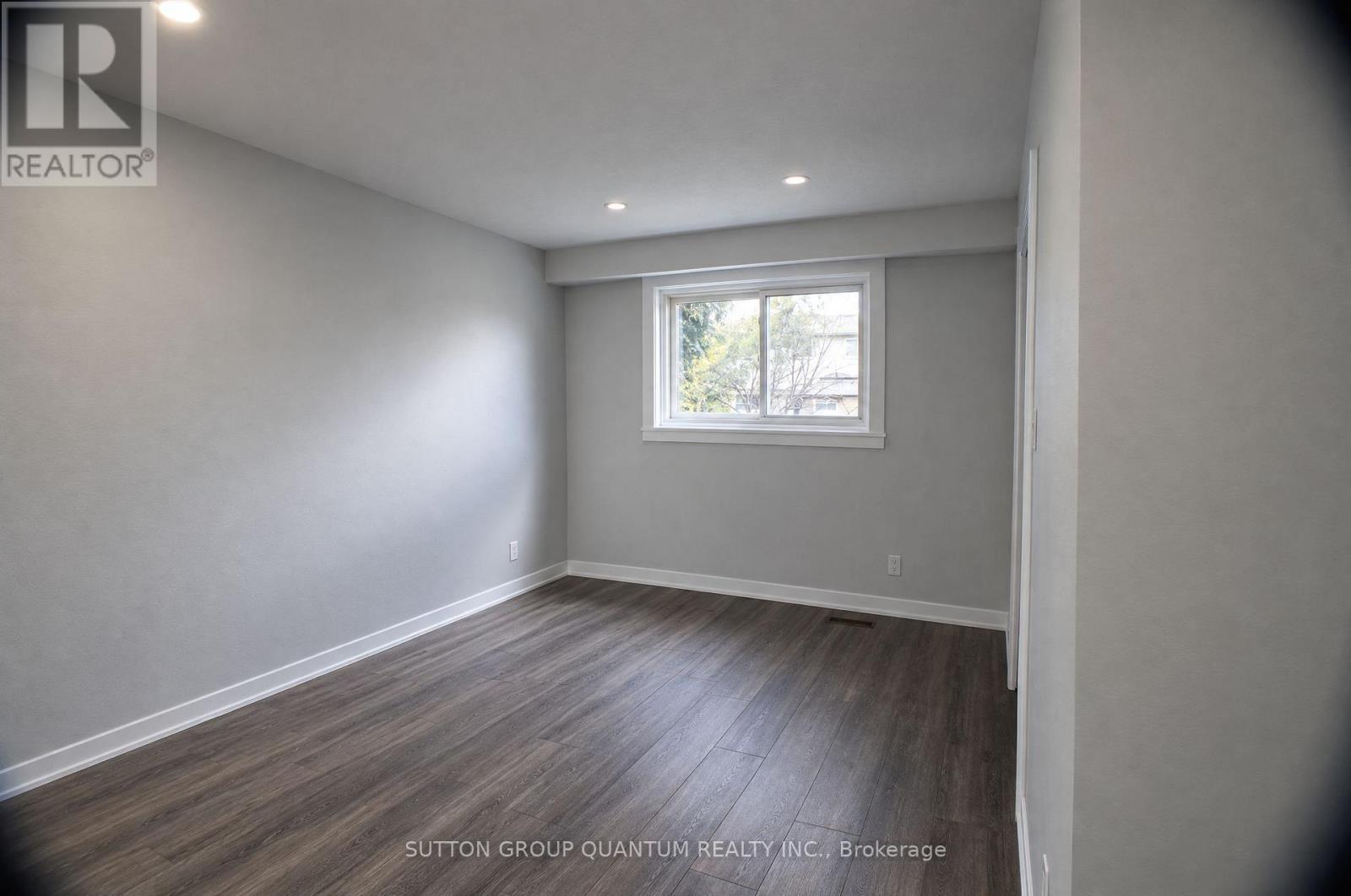 1237 Sycamore Drive, Burlington, ON