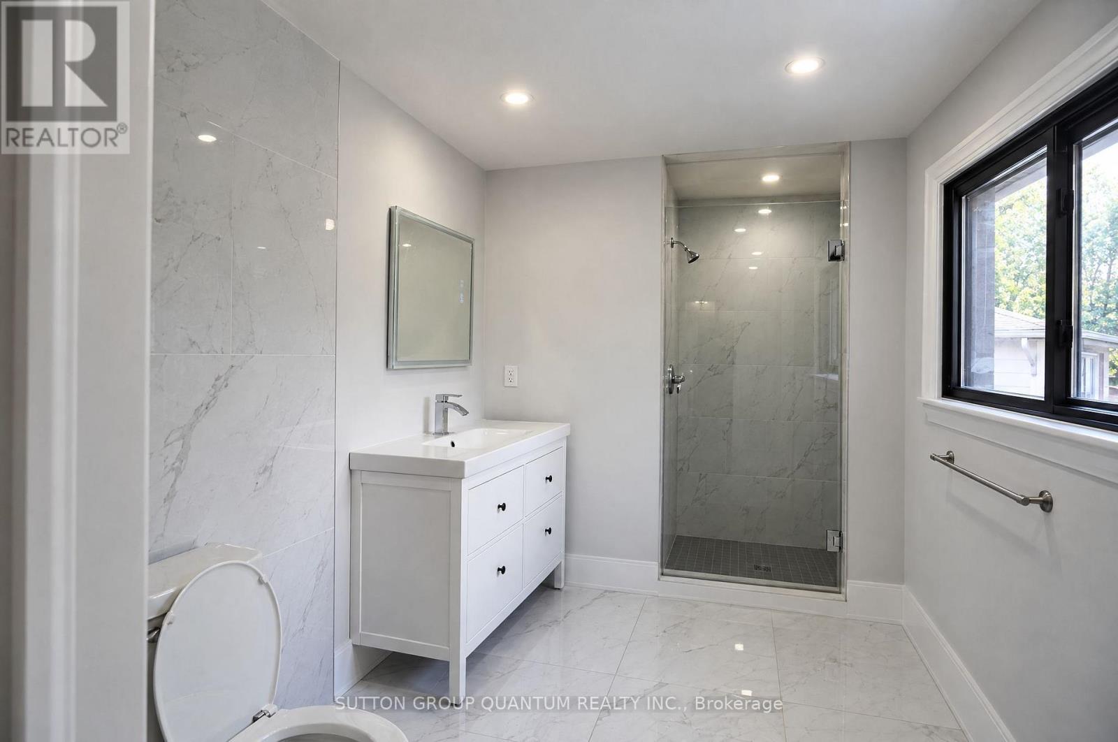 1237 Sycamore Drive, Burlington, ON
