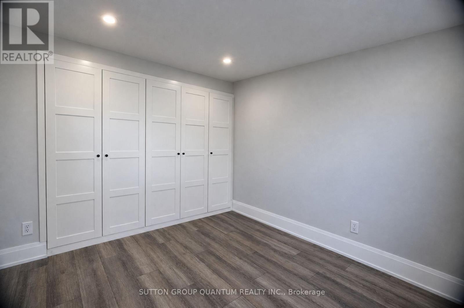 1237 Sycamore Drive, Burlington, ON