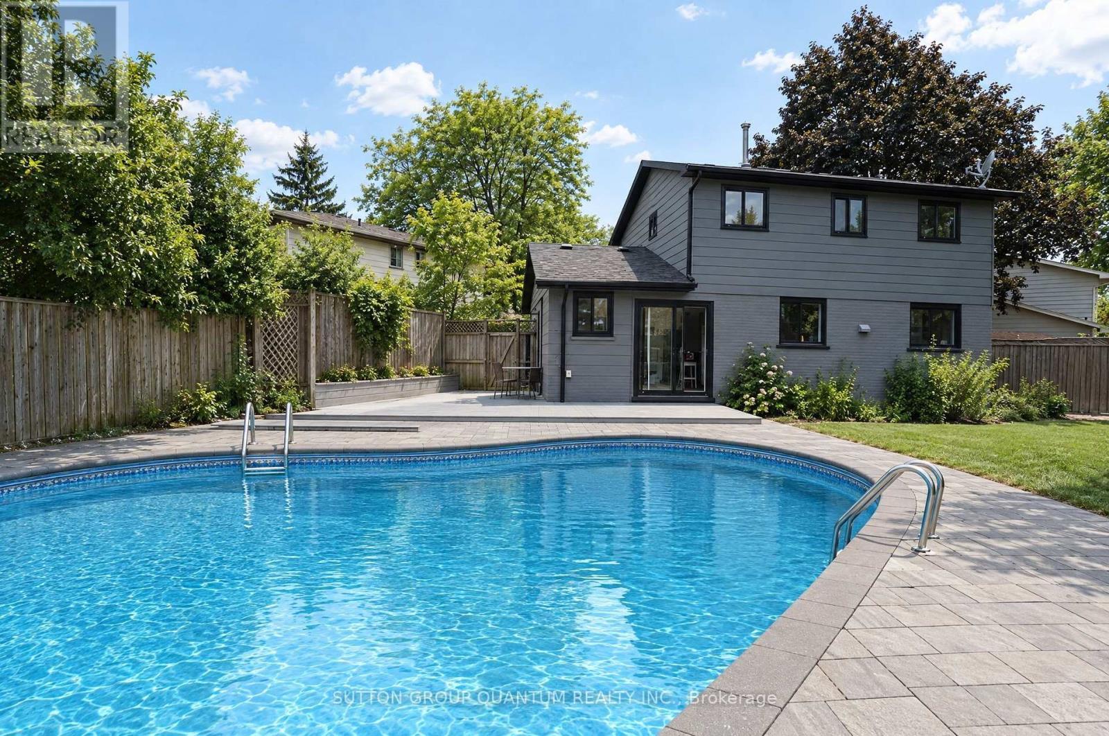 1237 Sycamore Drive, Burlington, ON