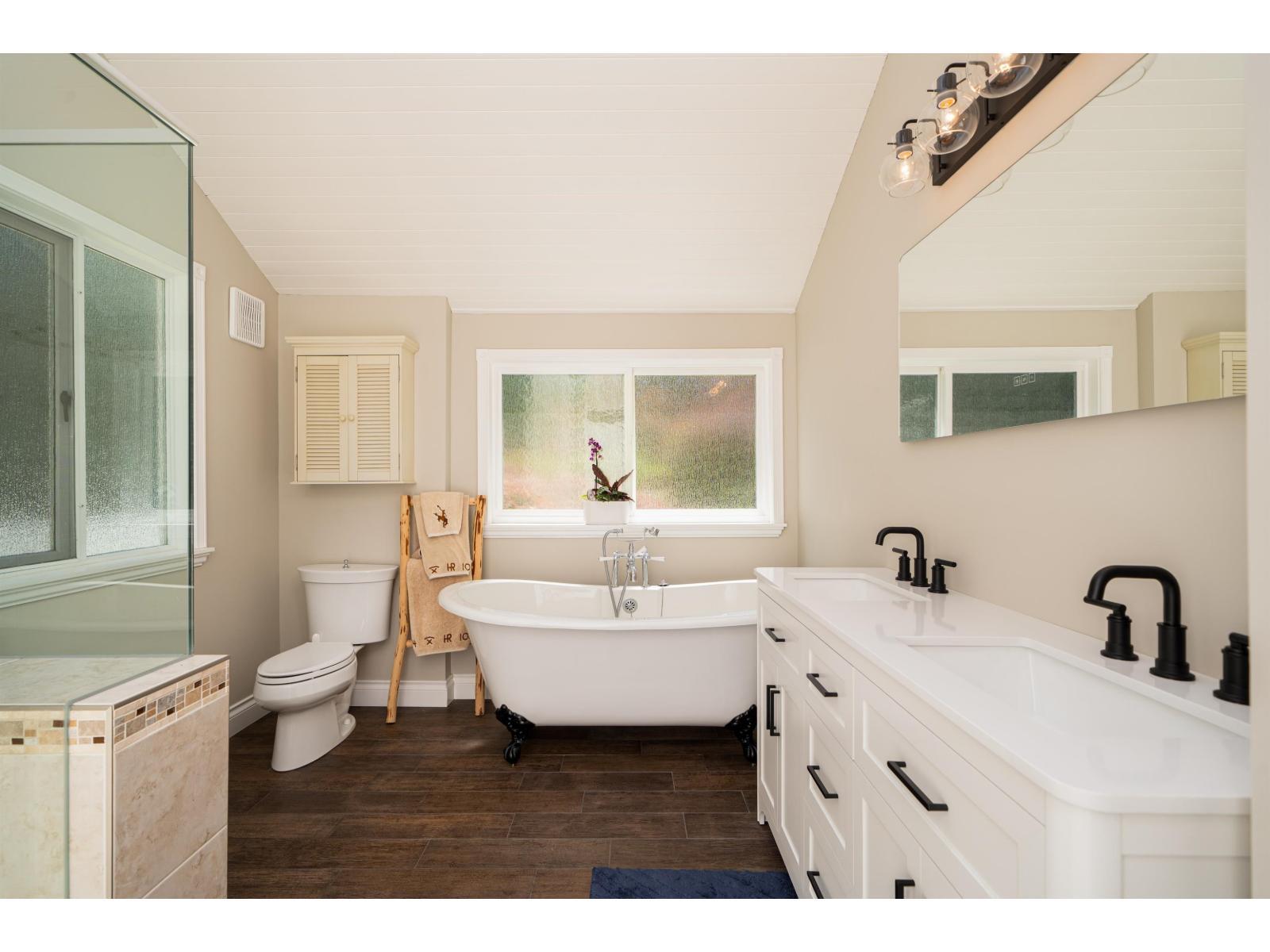 25177 64 Avenue, Langley, BC