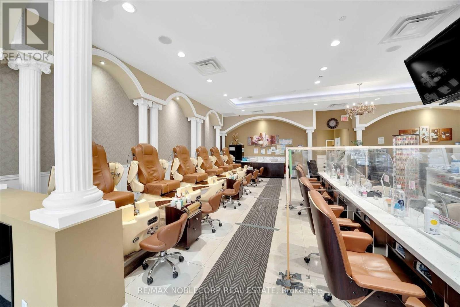 5&6 - 10501 Weston Road, Vaughan, ON
