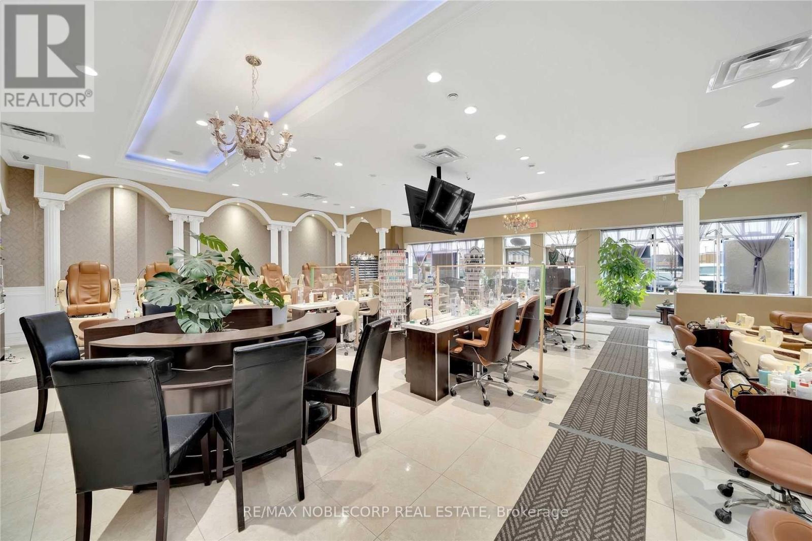 5&6 - 10501 Weston Road, Vaughan, ON