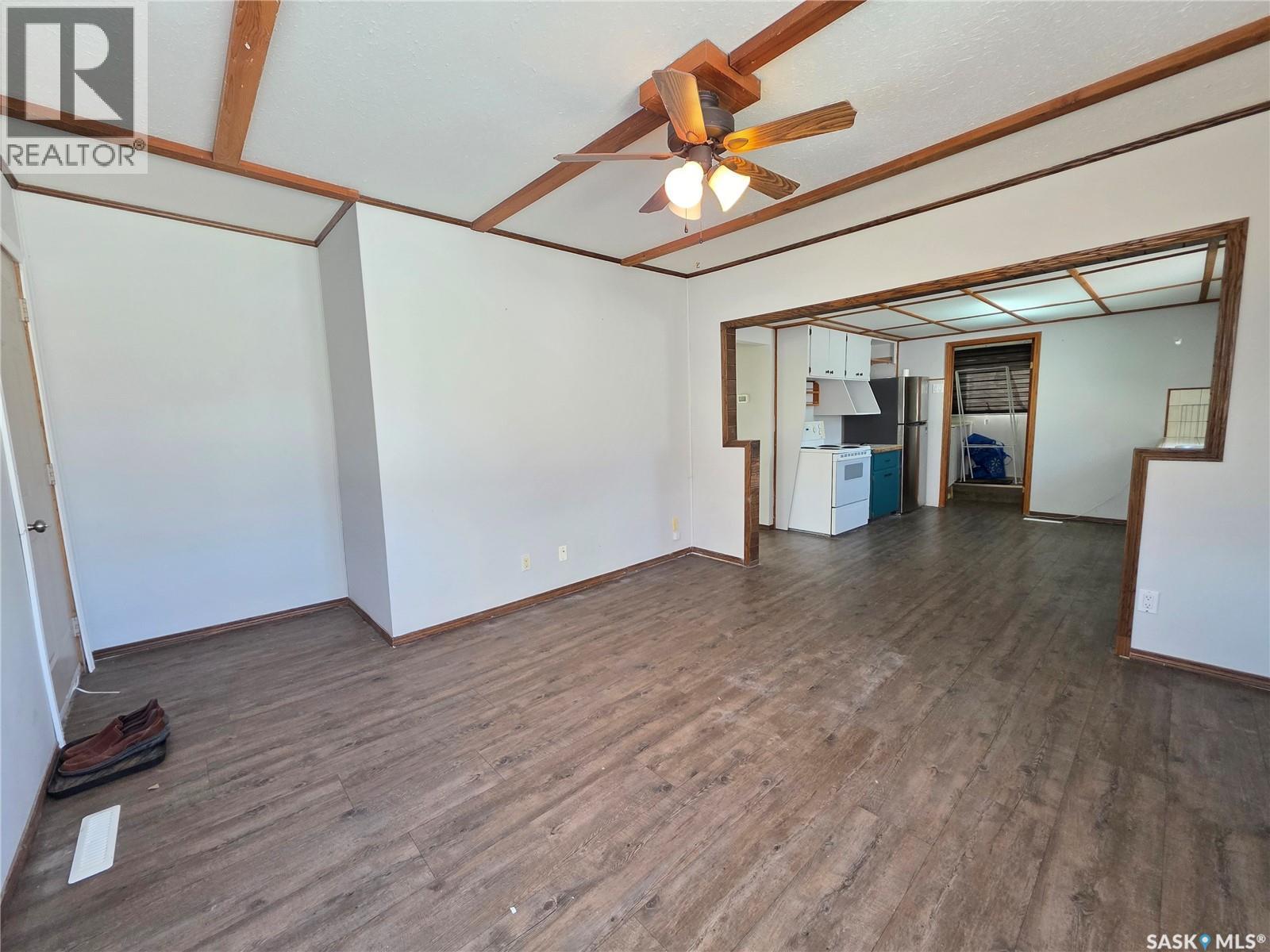 1428 Winnie Street, Swift Current, SK