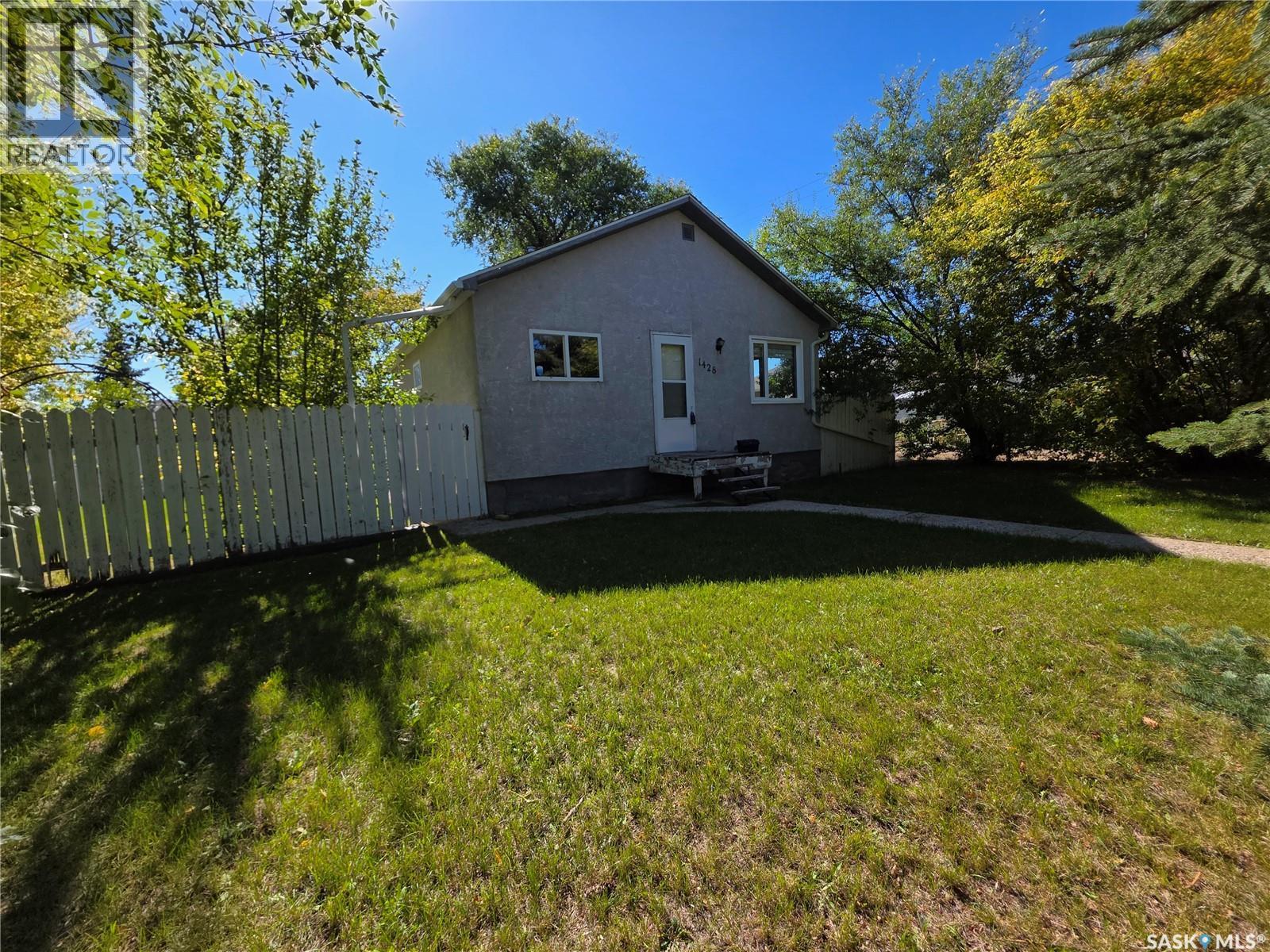 1428 Winnie Street, Swift Current, SK