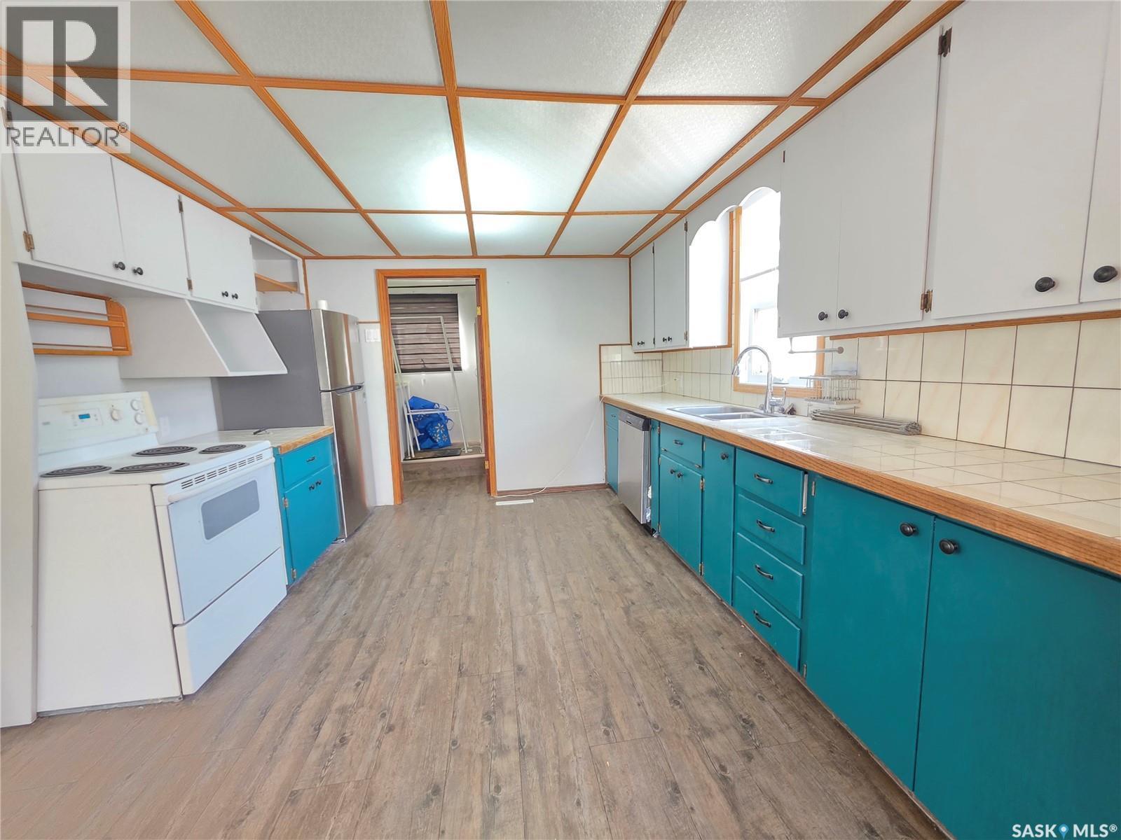 1428 Winnie Street, Swift Current, SK