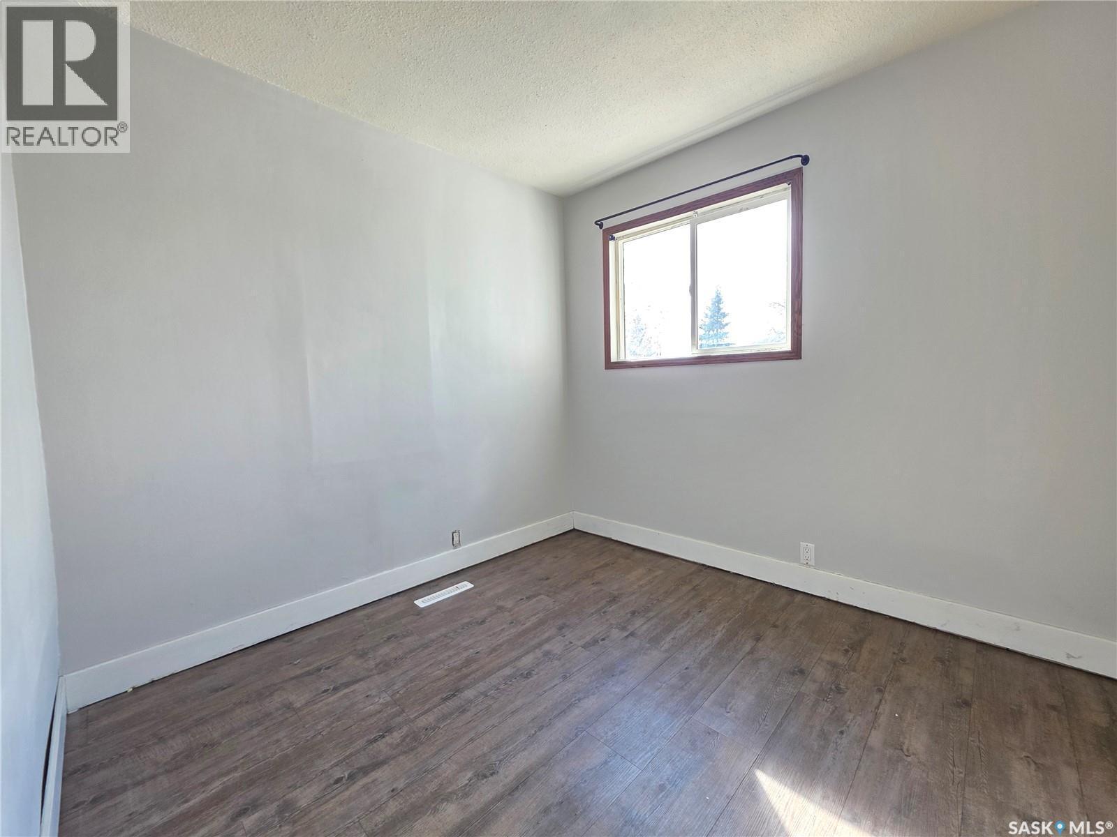 1428 Winnie Street, Swift Current, SK