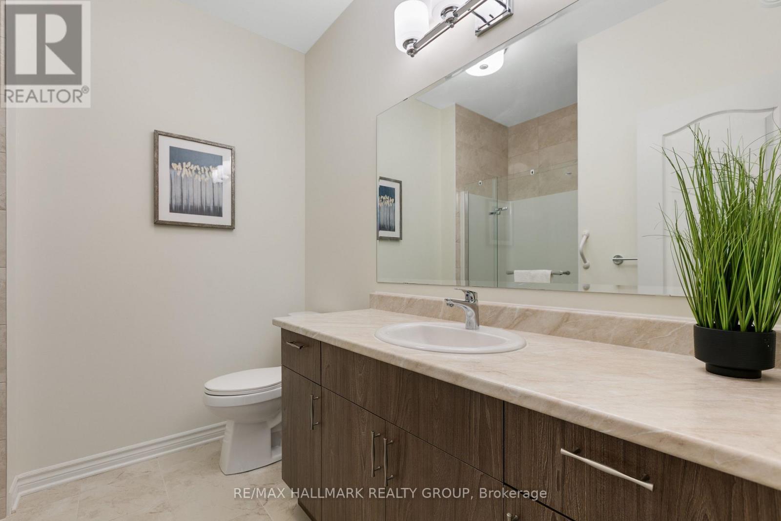 66 Kayenta Street, Ottawa, ON