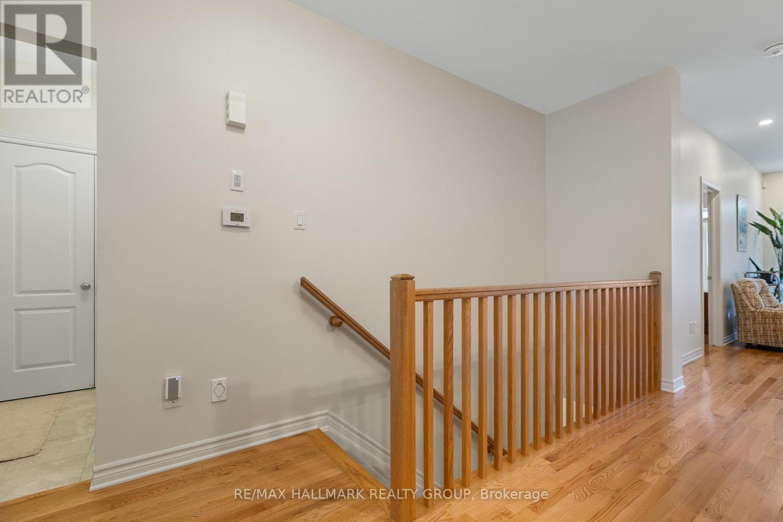 66 Kayenta Street, Ottawa, ON