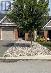 66 Kayenta Street, Ottawa, ON