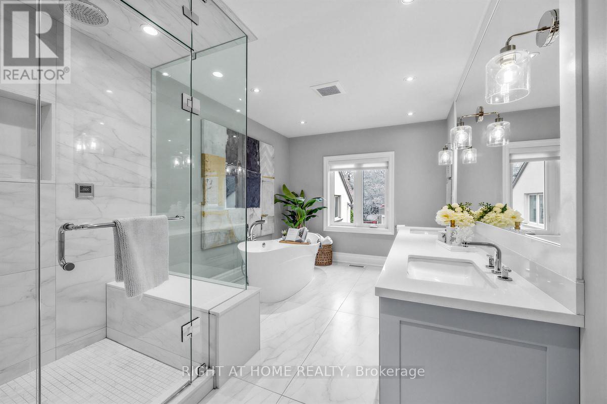 21 Austin Terrace, Toronto, ON