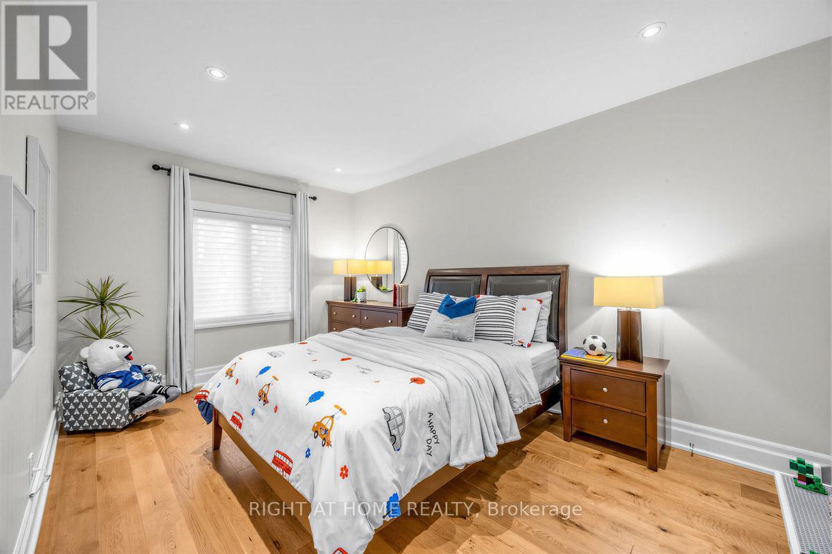 21 Austin Terrace, Toronto, ON