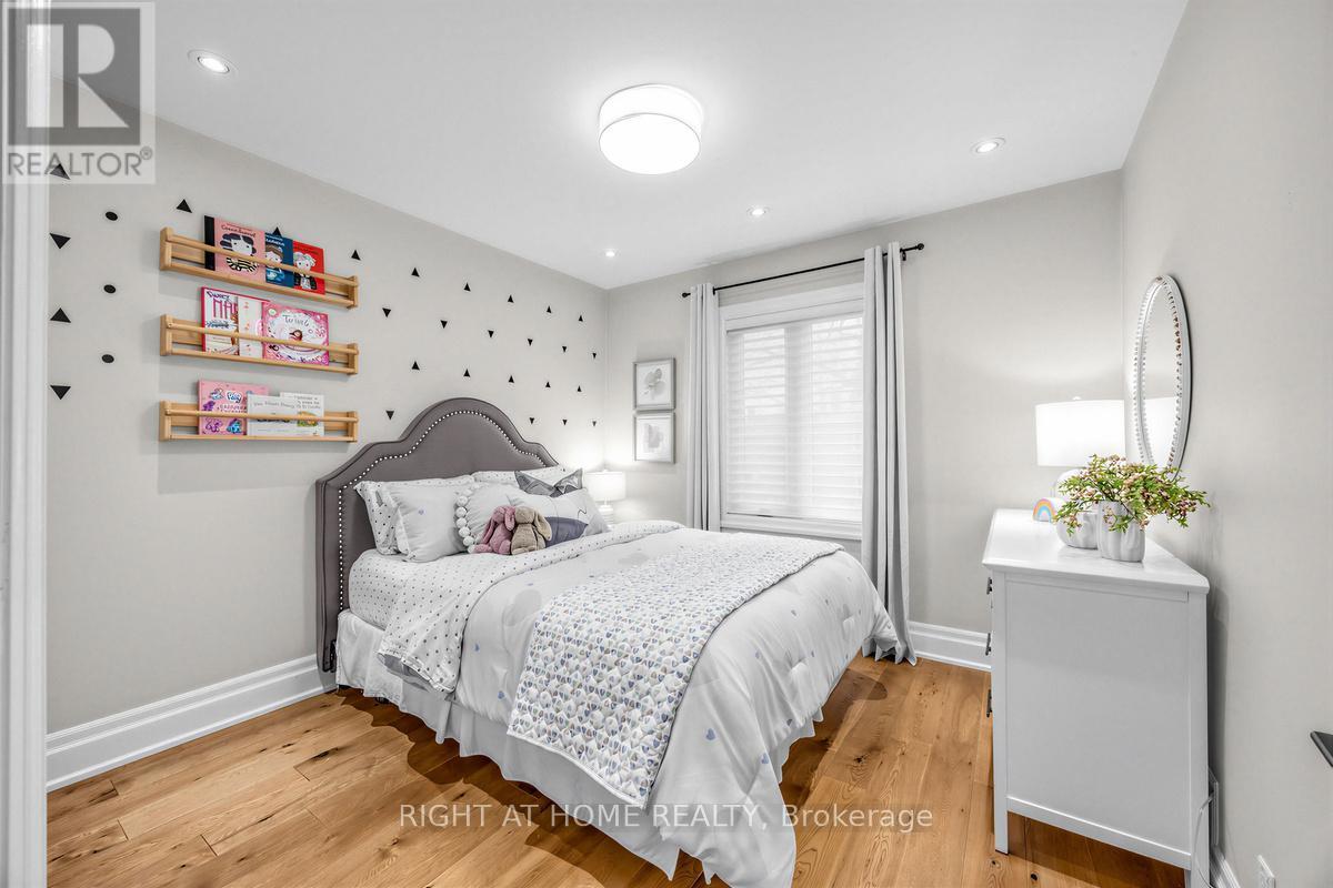 21 Austin Terrace, Toronto, ON