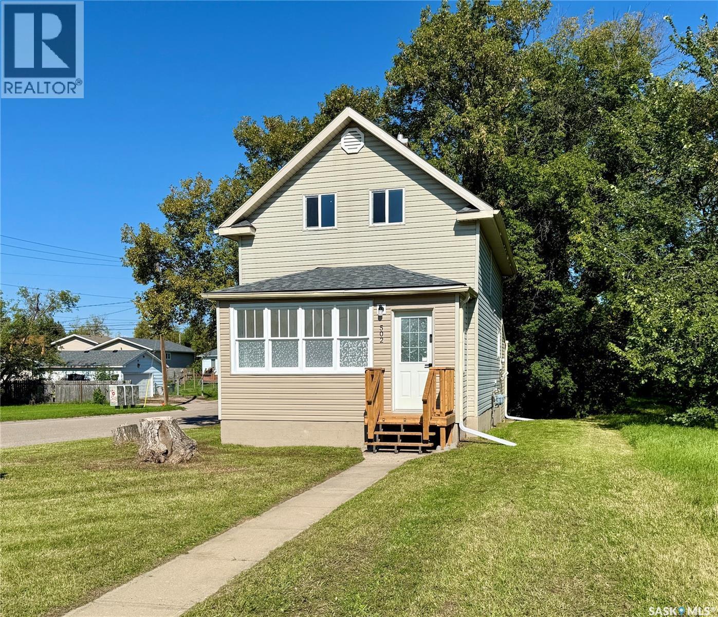 502 8Th Street E, Prince Albert, SK