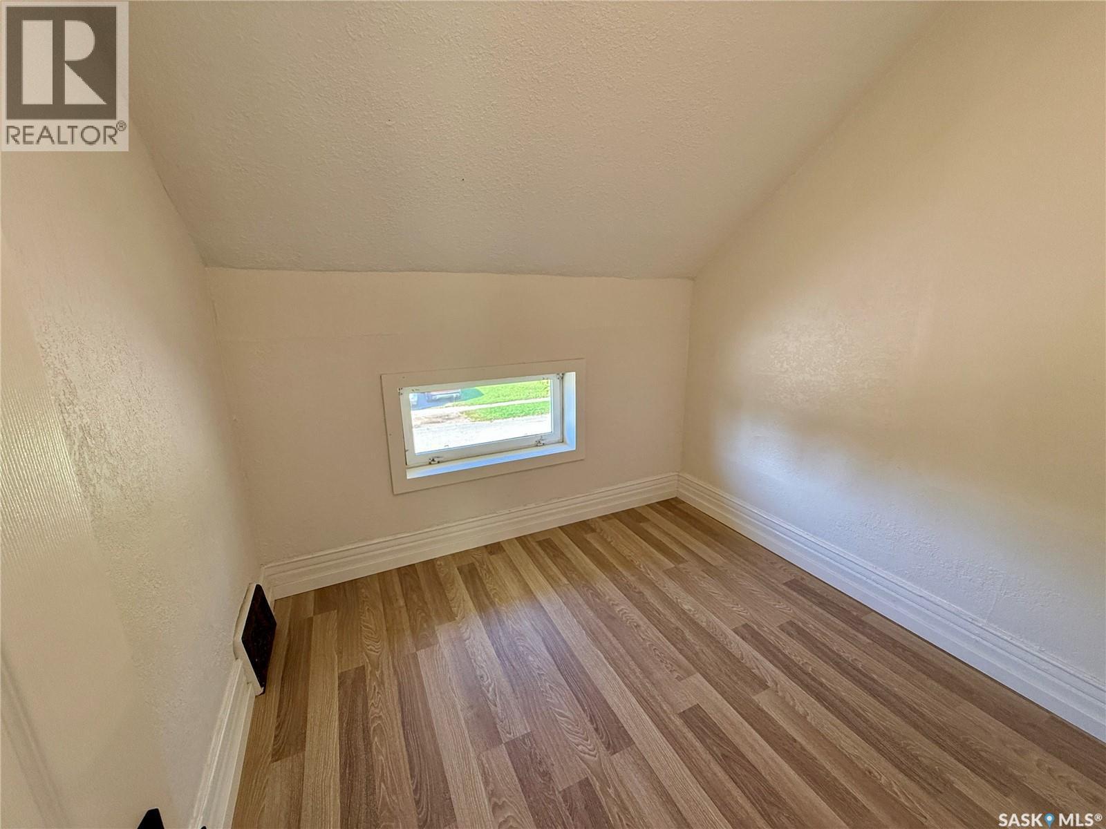 502 8Th Street E, Prince Albert, SK