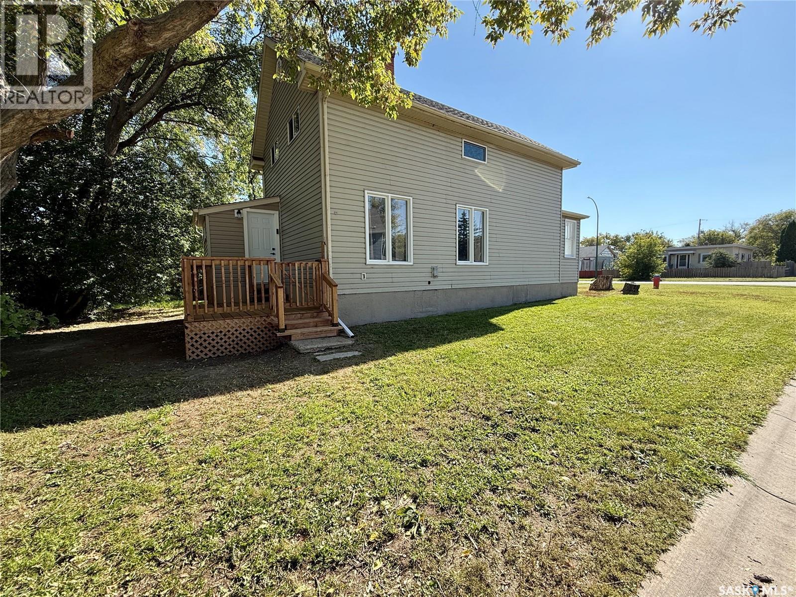 502 8Th Street E, Prince Albert, SK