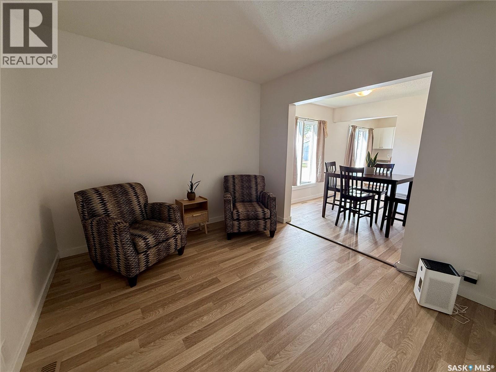 502 8Th Street E, Prince Albert, SK