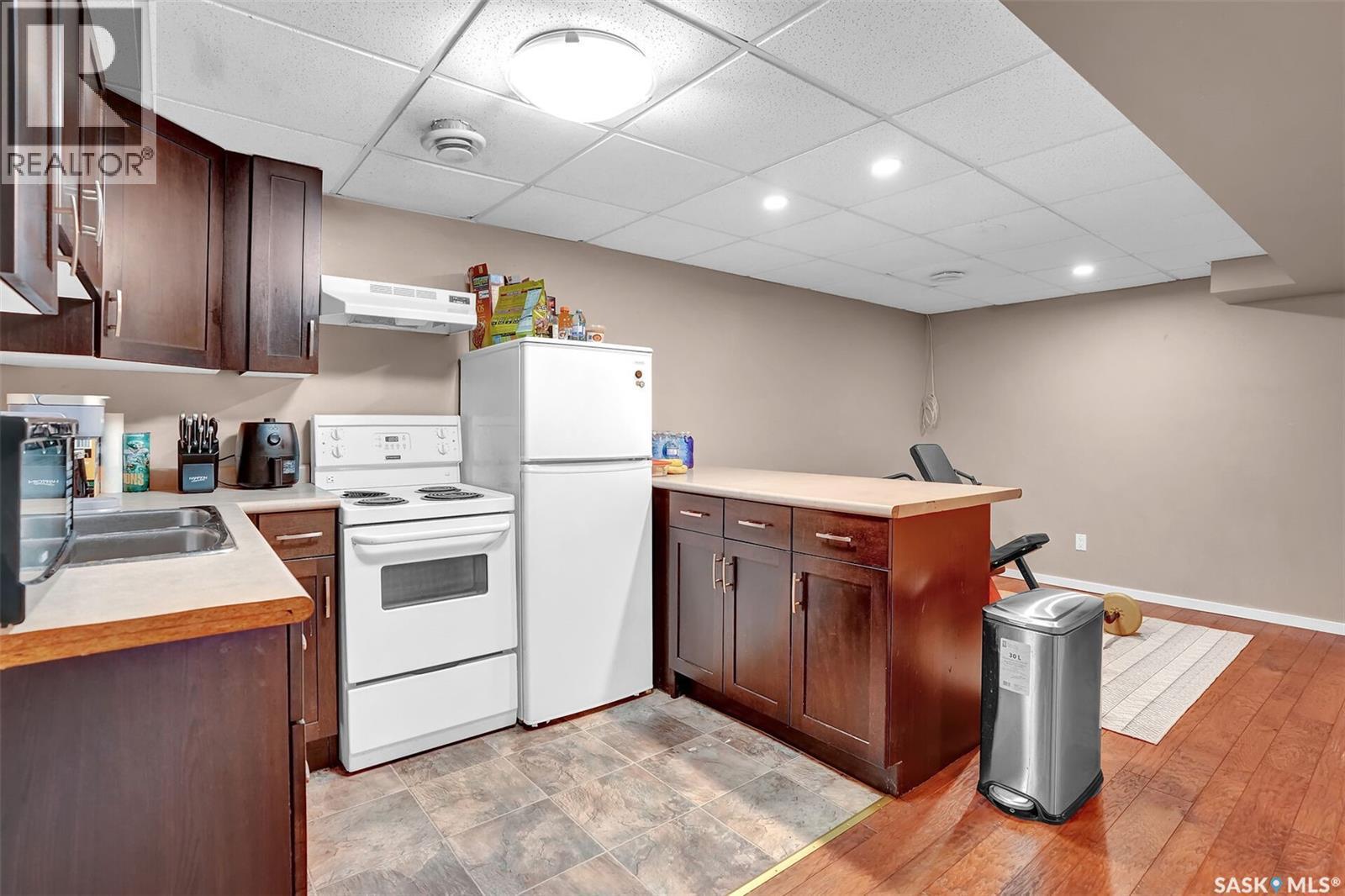 176-178 Rothwell Crescent, Regina, SK